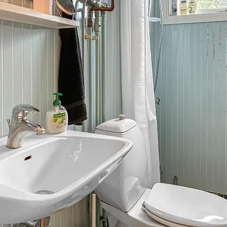 Casa vacanze 2 Bedroom Lovely In *